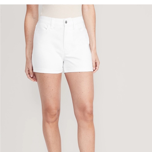 NWT OLD NAVY High-Waisted Wow White-Wash Straight Jean Shorts -- 3-inch … - Picture 1 of 10
